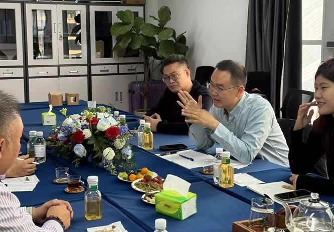 TWISEA亚太区总经理和中国区经理来我司访问 TWISEA亚太区总经理和中国区经理来我司访问